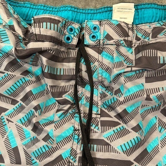 NIke Swim Trunks Mens Extra‎ Large Blue Gray Striped Swimwear Bottoms Geometric - Picture 3 of 9